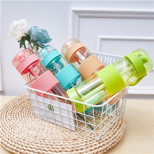 Спортна бутилка със сламка 800 ml
